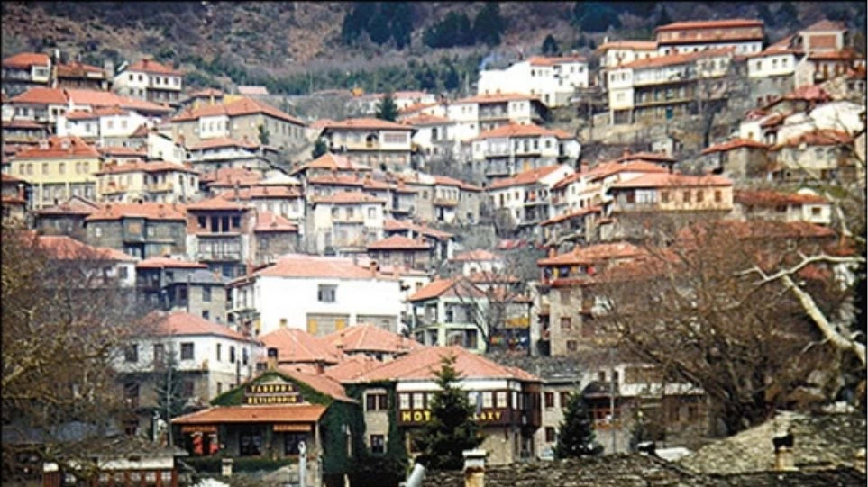 Αυτά μόνο στην Ελλάδα! Σε χωριό της Ηπείρου έκαναν κλήρωση για να δουν ποιοι θα πάρουν τη σύνταξη